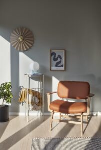 Fotel Haze brązowy dąb Hubsch – Fotele | bihome.pl