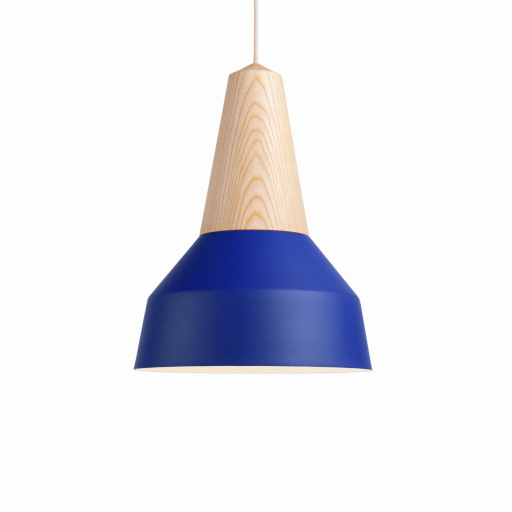 Lampa wisząca Eikon Basic ⏀26 cm niebieska Schneid Studio – Lampy wiszące | bihome.pl