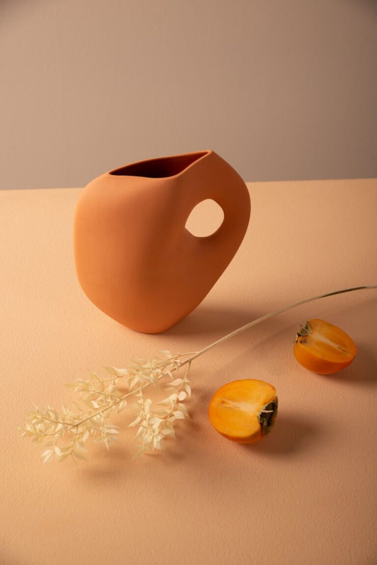 Wazon Aura I Apricot Schneid Studio Lifestyle